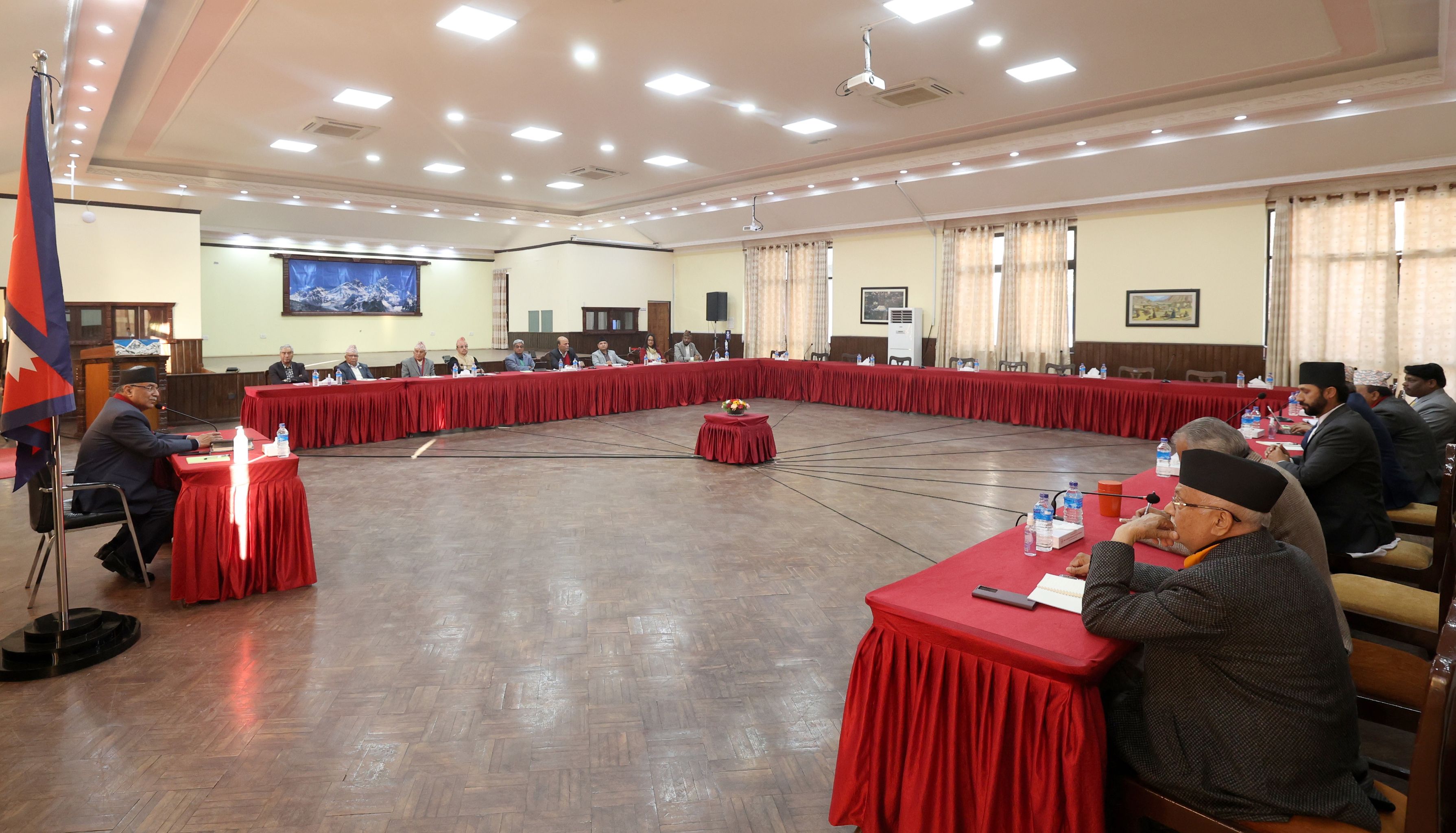 सर्वदलीय बैठक बालुवाटारमा सुरू